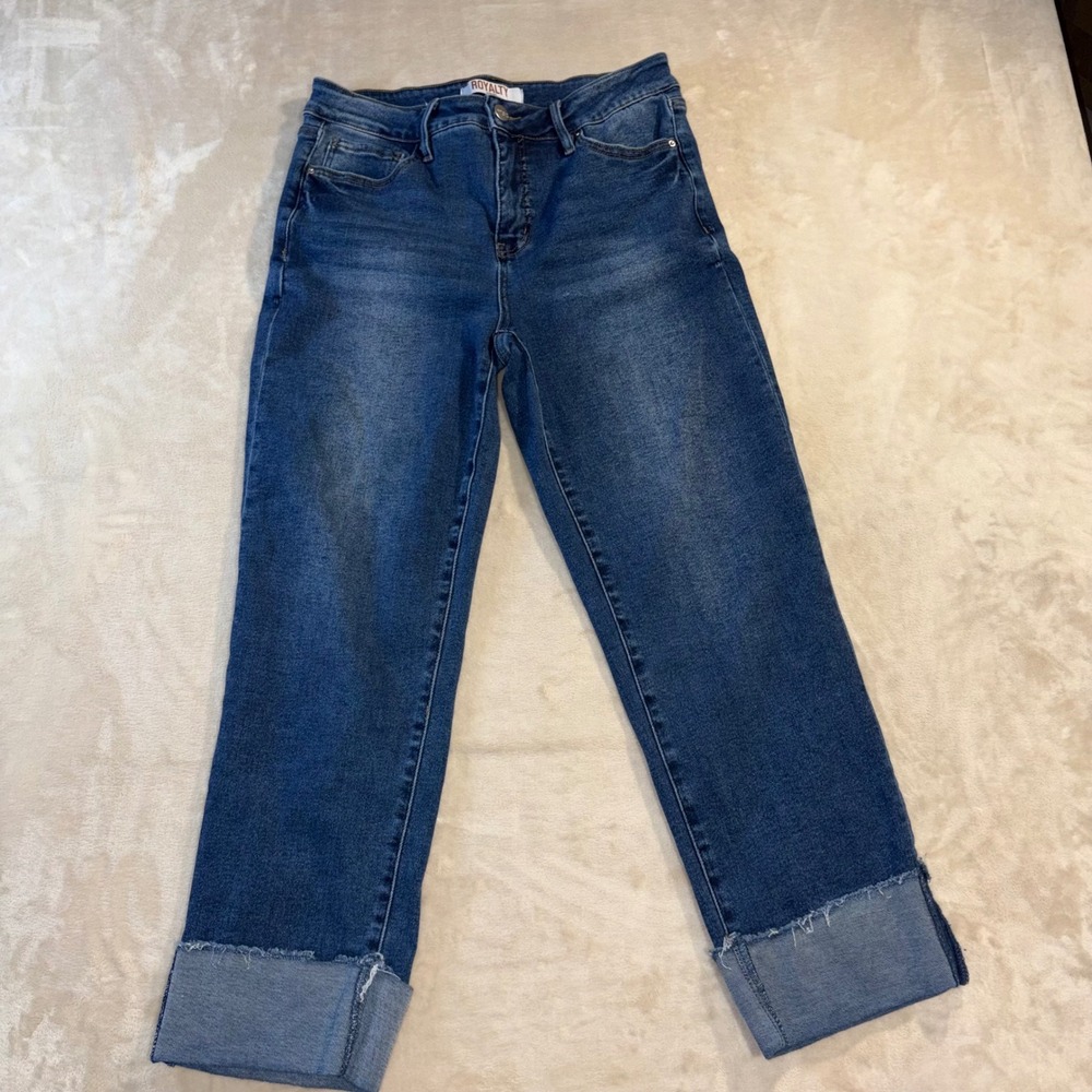 Royalty for Me Womens Size 14 Medium Wash Cuffed Raw Hem Straight Leg Jeans